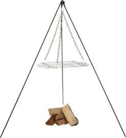 Esschert Design - Driepoot Met Ketting - Haardvuur Accessoires - Staal - Zwart -Barbecuebenodigdheden 1103x1200