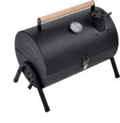 Compacte Draagbare Kolen BBQ Van Wolff BBQ - Handig Voor Op De Camping Op Het Strand Of In Een Park - Smoker Barbecue - Draagbare Lichtgewicht Bbq - Met Thermometer En Lucht Doorvoer. Laat Je Vlees Langzaam Garen. 15 Compacte Draagbare Kolen BBQ Van Wolff BBQ - Handig Voor Op De Camping Op Het Strand Of In Een Park - Smoker Barbecue - Draagbare Lichtgewicht Bbq - Met Thermometer En Lucht Doorvoer. Laat Je Vlees Langzaam Garen. -Barbecuebenodigdheden 1165x1200