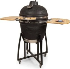 Patton - Kamado 21" - Premium Black - Keramische Barbecue - Incl. Bluetooth Kerntemperatuurmeter - LED Verlichting - Large - Compleet - Zwart 24 Patton - Kamado 21" - Premium Black - Keramische Barbecue - Incl. Bluetooth Kerntemperatuurmeter - LED Verlichting - Large - Compleet - Zwart -Barbecuebenodigdheden 1200x1184 1