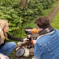 Esschert Design - Driepoot Met Ketting - Haardvuur Accessoires - Staal - Zwart -Barbecuebenodigdheden 1200x1200 44