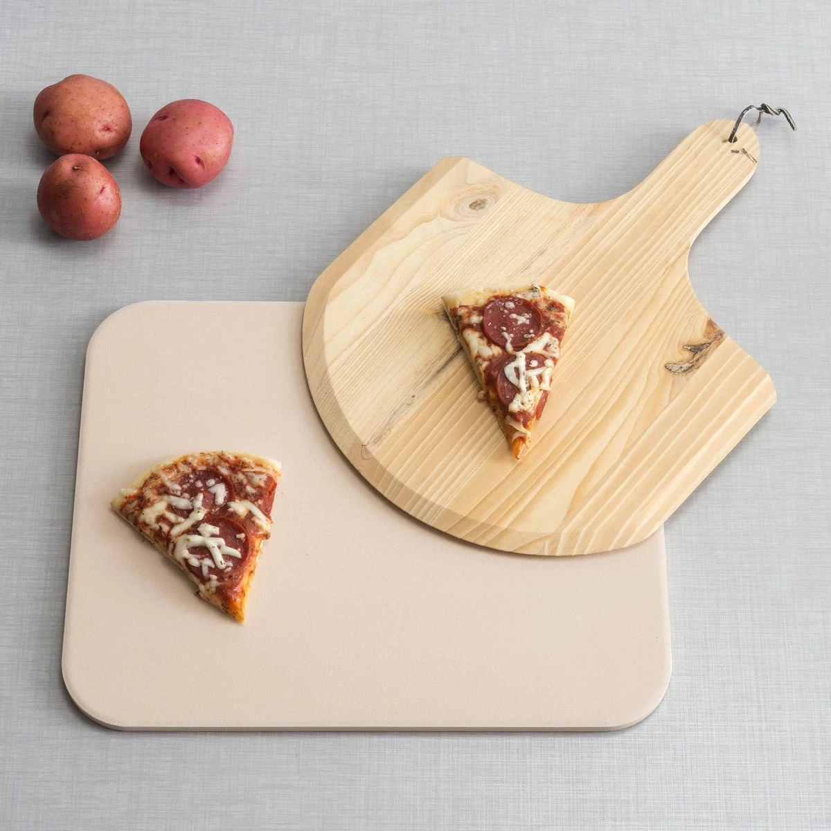 Buxibo 2in1 Pizzasteen - Voor BBQ & Oven - Inclusief Serveer Plank - Pizzabord/Pizzaplank - 30.5 X 38.1 X 1.4 Cm 6 Buxibo 2in1 Pizzasteen - Voor BBQ & Oven - Inclusief Serveer Plank - Pizzabord/Pizzaplank - 30.5 X 38.1 X 1.4 Cm - Afbeelding 6