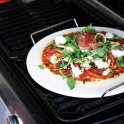 Pizzasteen BBQ & Oven | Pizzaplaat Voor De Lekkerste Bereiding Van Een Pizza Op Jouw Barbecue Of In De Oven | Pizza Stone Rond | Medium (33 Cm) -Barbecuebenodigdheden 1200x1200 620