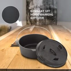 Dutch Mountains Gietijzeren Pannenset 7-delig - Dutch Oven – Braadpan - Grillpan - Hapjespan - Kookset In Houten Transportkist - Deksellifter - Brander -Barbecuebenodigdheden 1200x1200 696