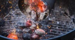 THM Houtskoolbriketten - Voordeelpak - 18kg -Barbecuebenodigdheden 1200x642