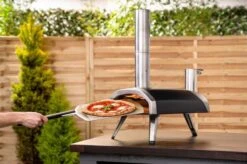 Ooni Fyra 12 Houtpellets Gestookte Pizzaoven -Barbecuebenodigdheden 1200x798 13
