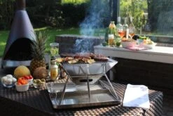 United Entertainment - Opvouwbare Houtskoolbarbecue - RVS - Met Koffer En Draagtas 13 United Entertainment - Opvouwbare Houtskoolbarbecue - RVS - Met Koffer En Draagtas -Barbecuebenodigdheden 1200x800 2