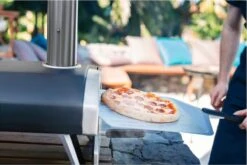 Ooni Fyra 12 Houtpellets Gestookte Pizzaoven -Barbecuebenodigdheden 1200x800 39