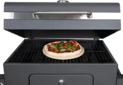 Boska Pizzasteen Deluxe - Voor Oven & BBQ - Knapperige Pizza's - Ø 29.5 Cm - BBQ Accessoires 29 Boska Pizzasteen Deluxe - Voor Oven & BBQ - Knapperige Pizza's - Ø 29.5 Cm - BBQ Accessoires -Barbecuebenodigdheden 1200x830