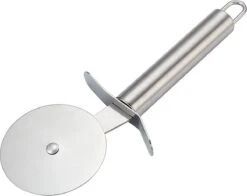 ProudProducts - Pizzasnijder - Ophangbaar - RVS -Barbecuebenodigdheden 1200x950