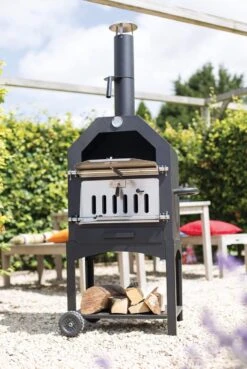 Merkloos MaxxGarden Pizza Oven - Smoker Barbecue Houtskool 45 X 65 X 158cm -Barbecuebenodigdheden 804x1200